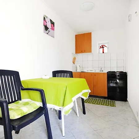 Apartmán With Wifi Okrug Donji, Ciovo - 16737 Donji Okrug (Ciovo)